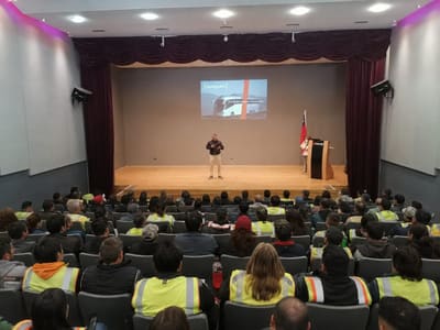 Liderazgo de equipos y capacitación operacional, Transportes Hualpén.
